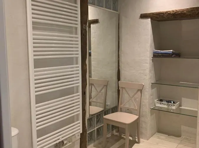 La Maison De Chloe Daire Senouillac